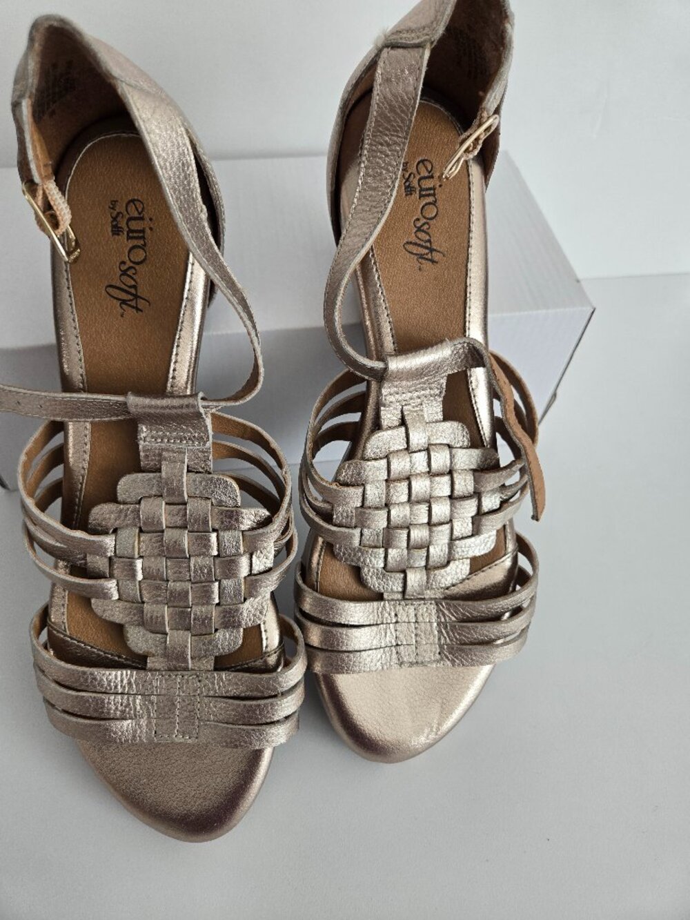 EURO Soft sandals - NEW 9M